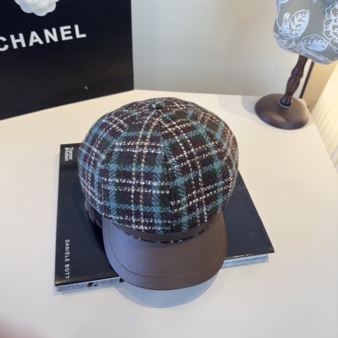 Ch**el newsboy cap 57cm head circumference