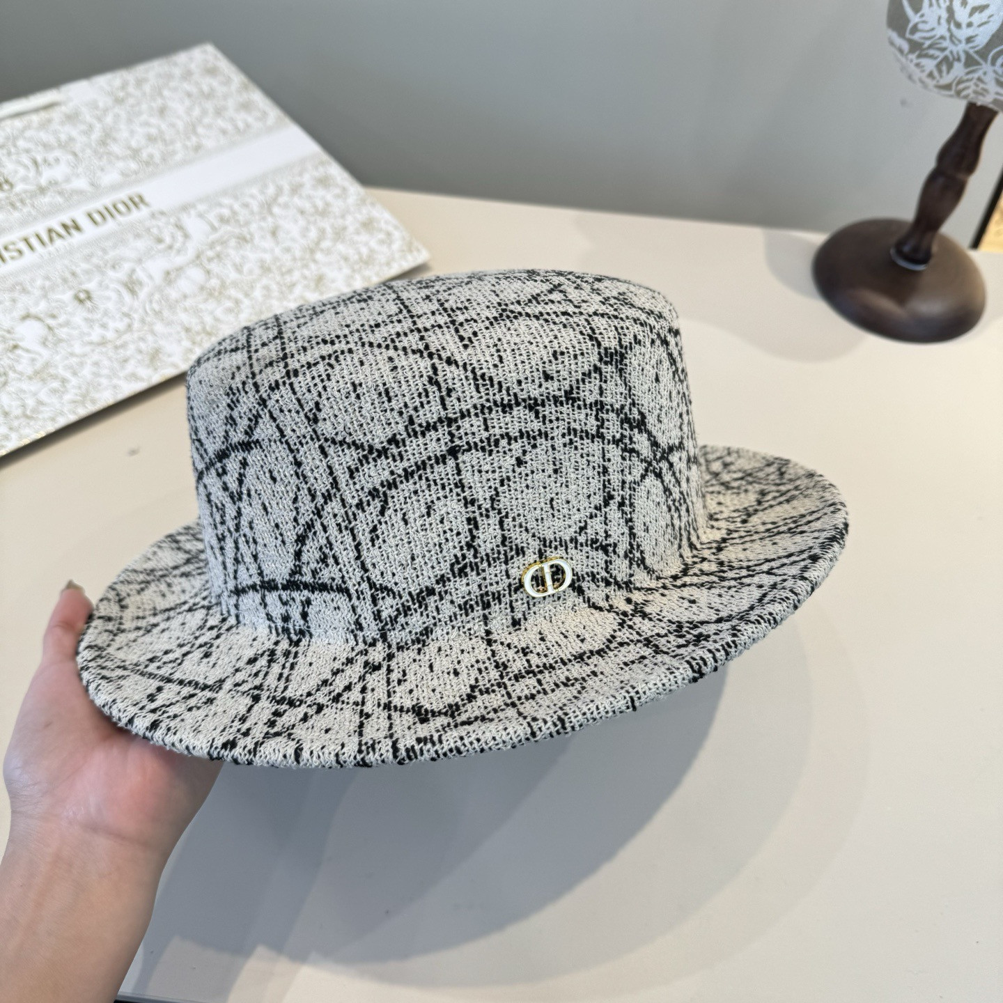 Dior Small Brim Bucket Hat 57cm Head Circumference