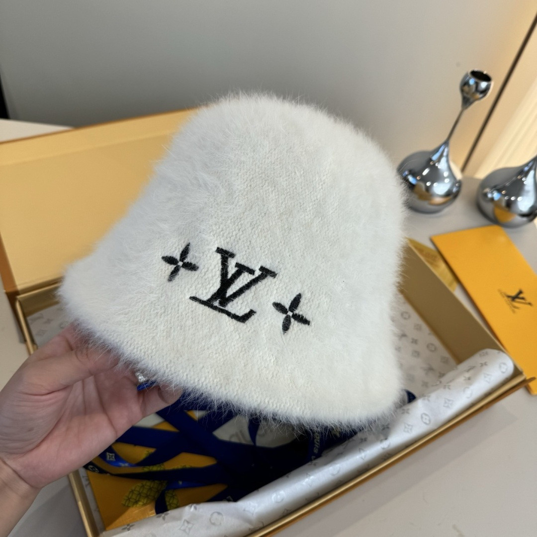 Louis Vuitton Bucket Hat 57cm Head Circumference