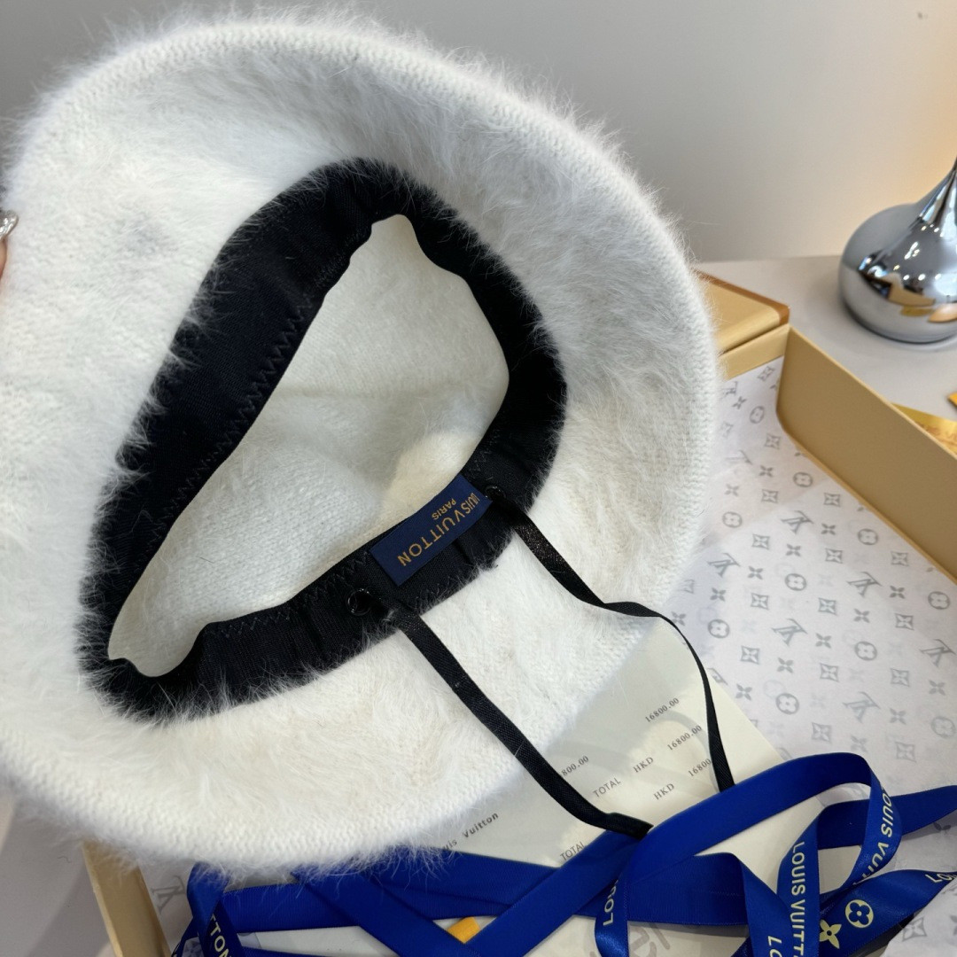 Louis Vuitton Bucket Hat 57cm Head Circumference