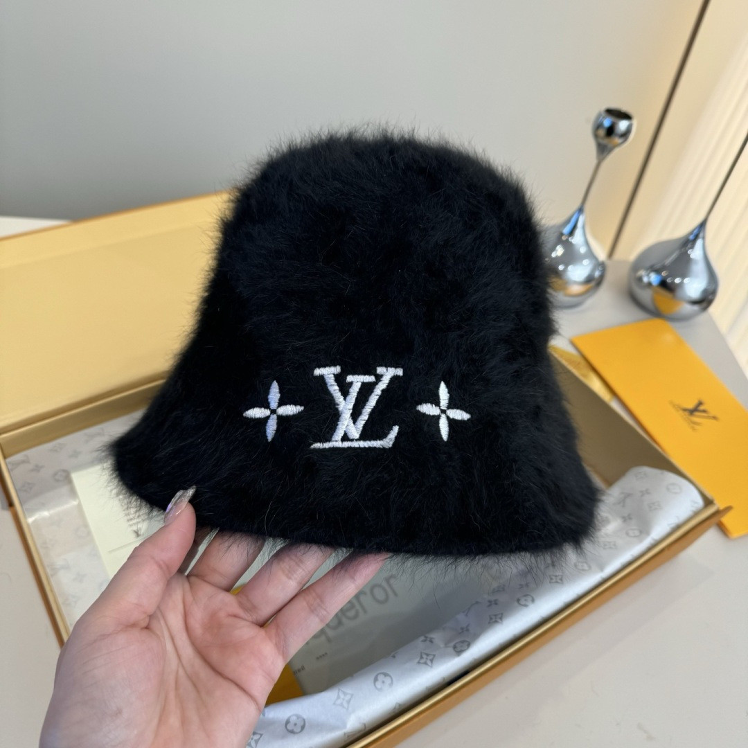 Louis Vuitton Bucket Hat 57cm Head Circumference