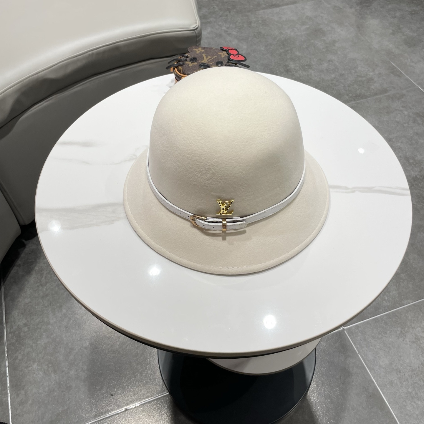 Louis Vuitton Bucket Hat 100% Wool 57cm Head Circumference