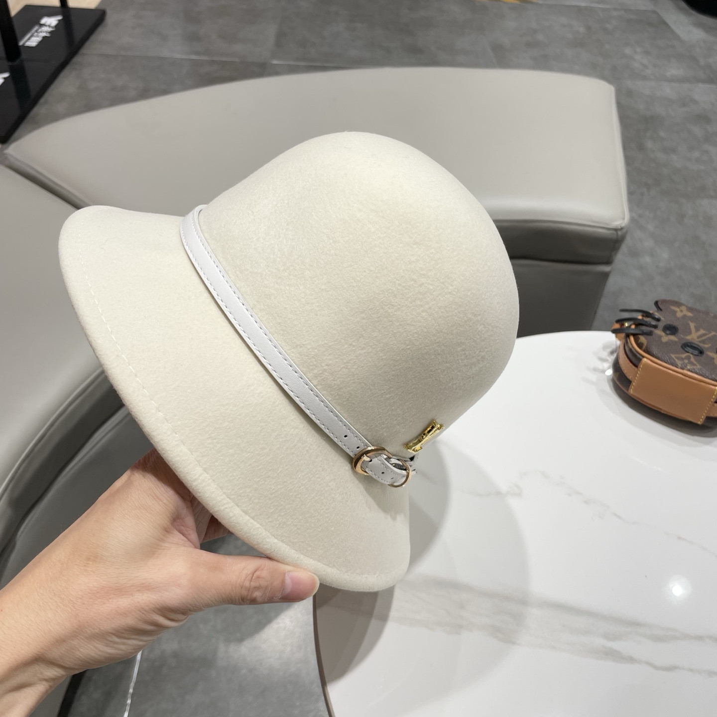 Louis Vuitton Bucket Hat 100% Wool 57cm Head Circumference