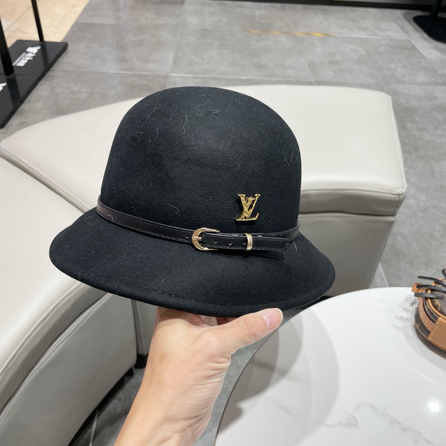 Louis Vuitton Bucket Hat 100% Wool 57cm Head Circumference
