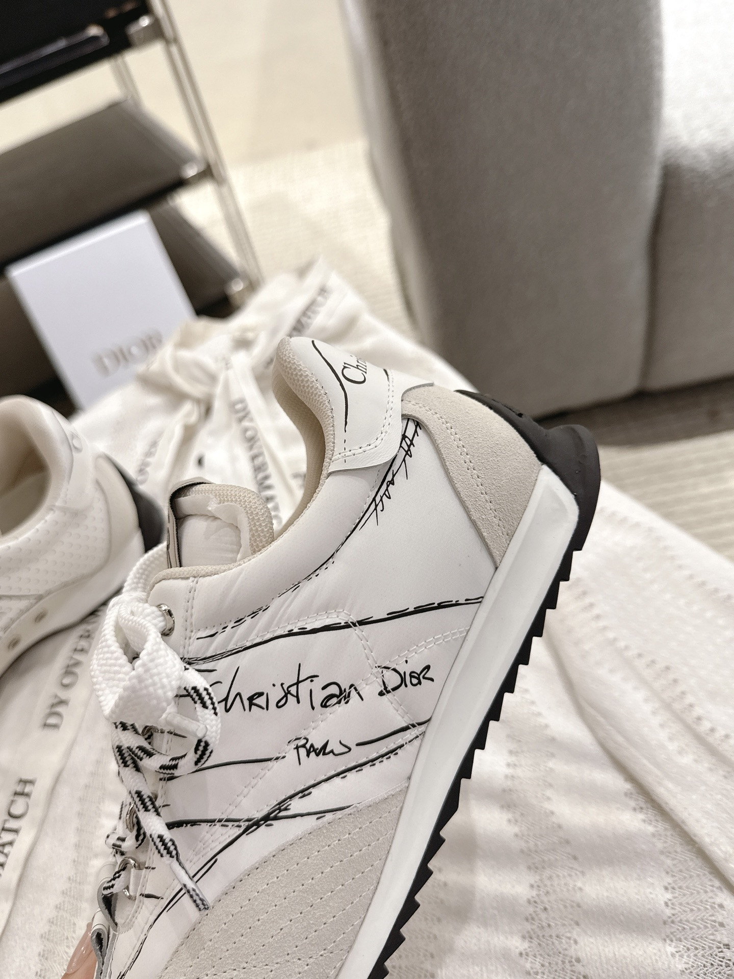 UA D10r D-Sketch Sneaker