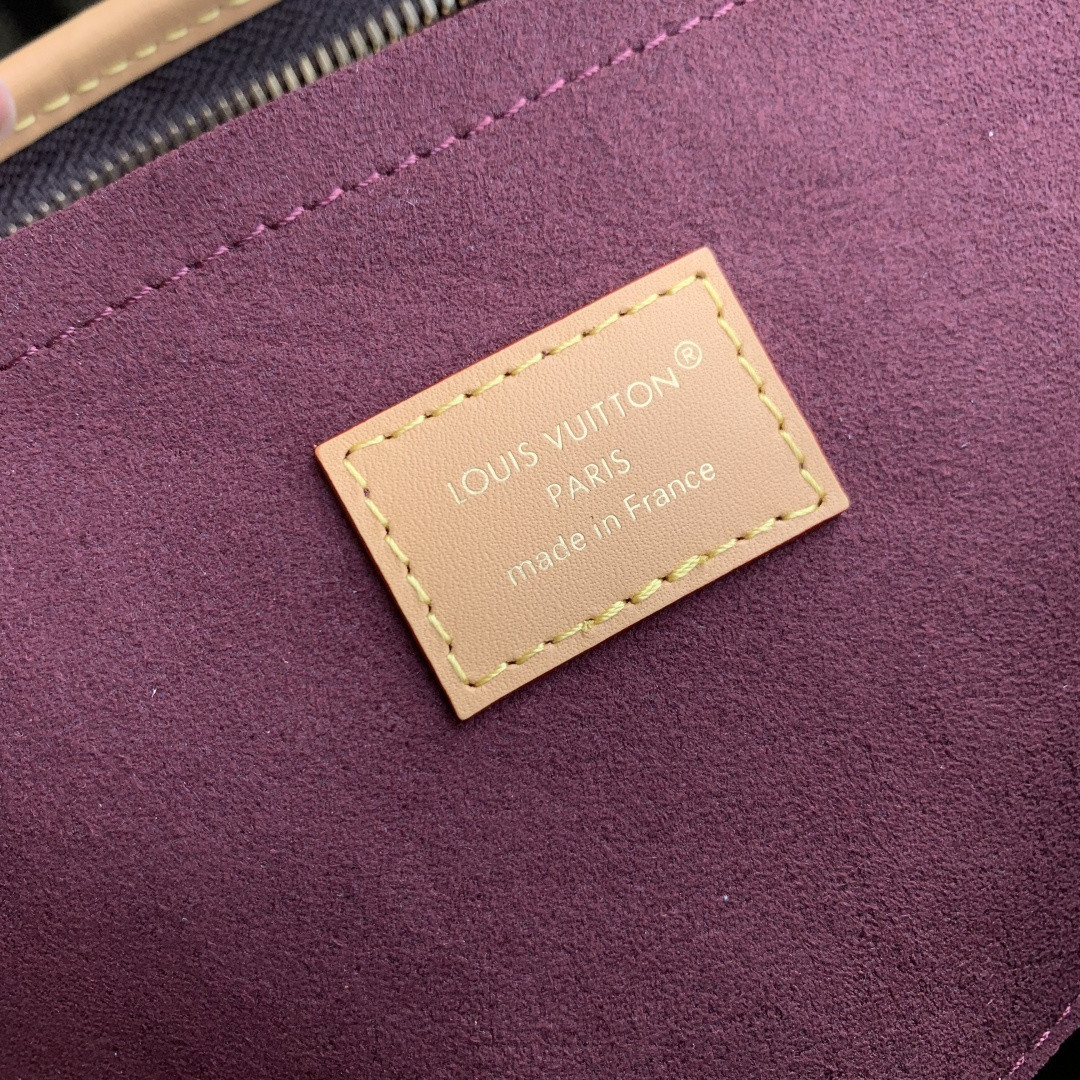 LV CarryAll East West M28101 36x19x10cm