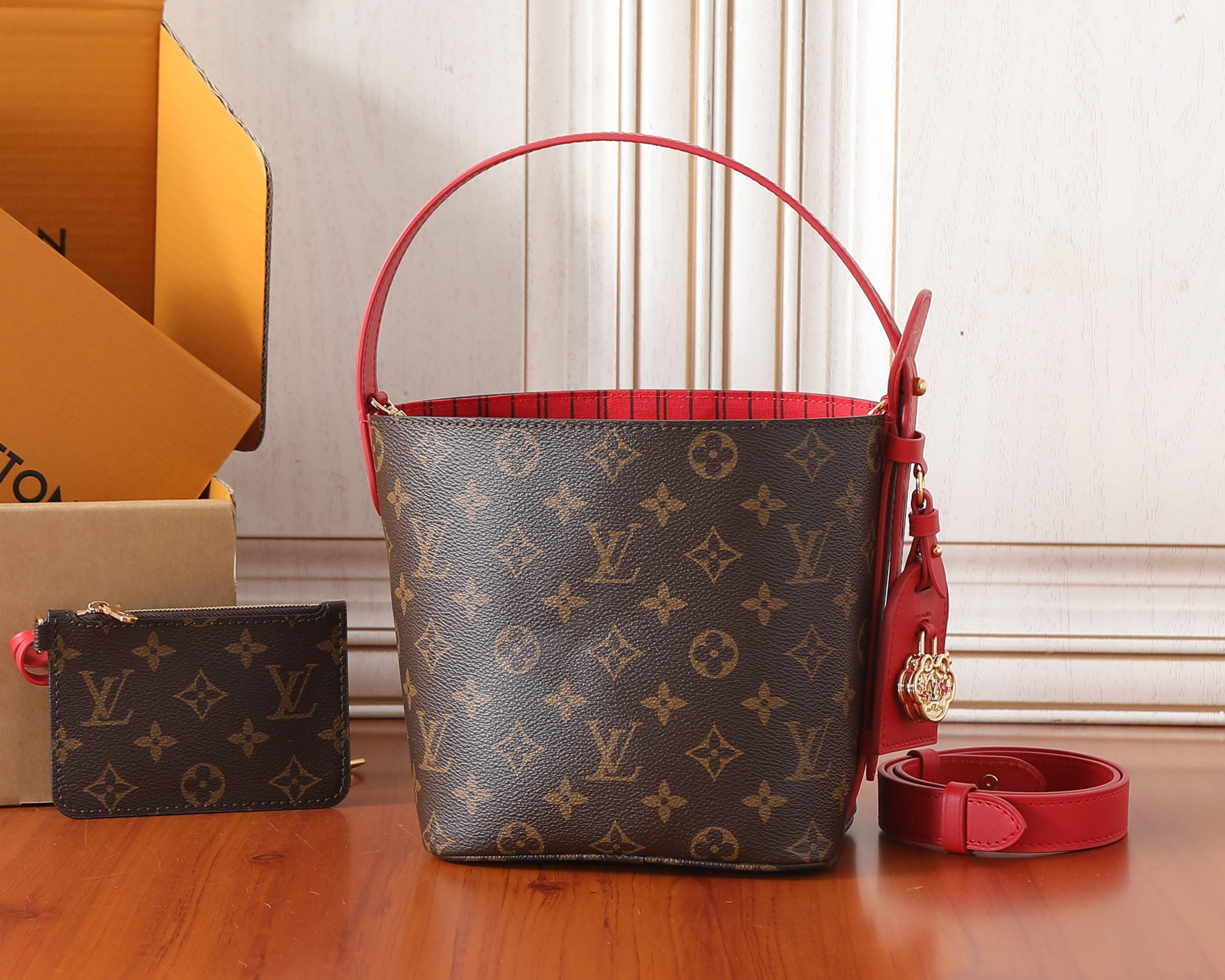 LV ALL IN BB Handbags M28317 18x12x16cm