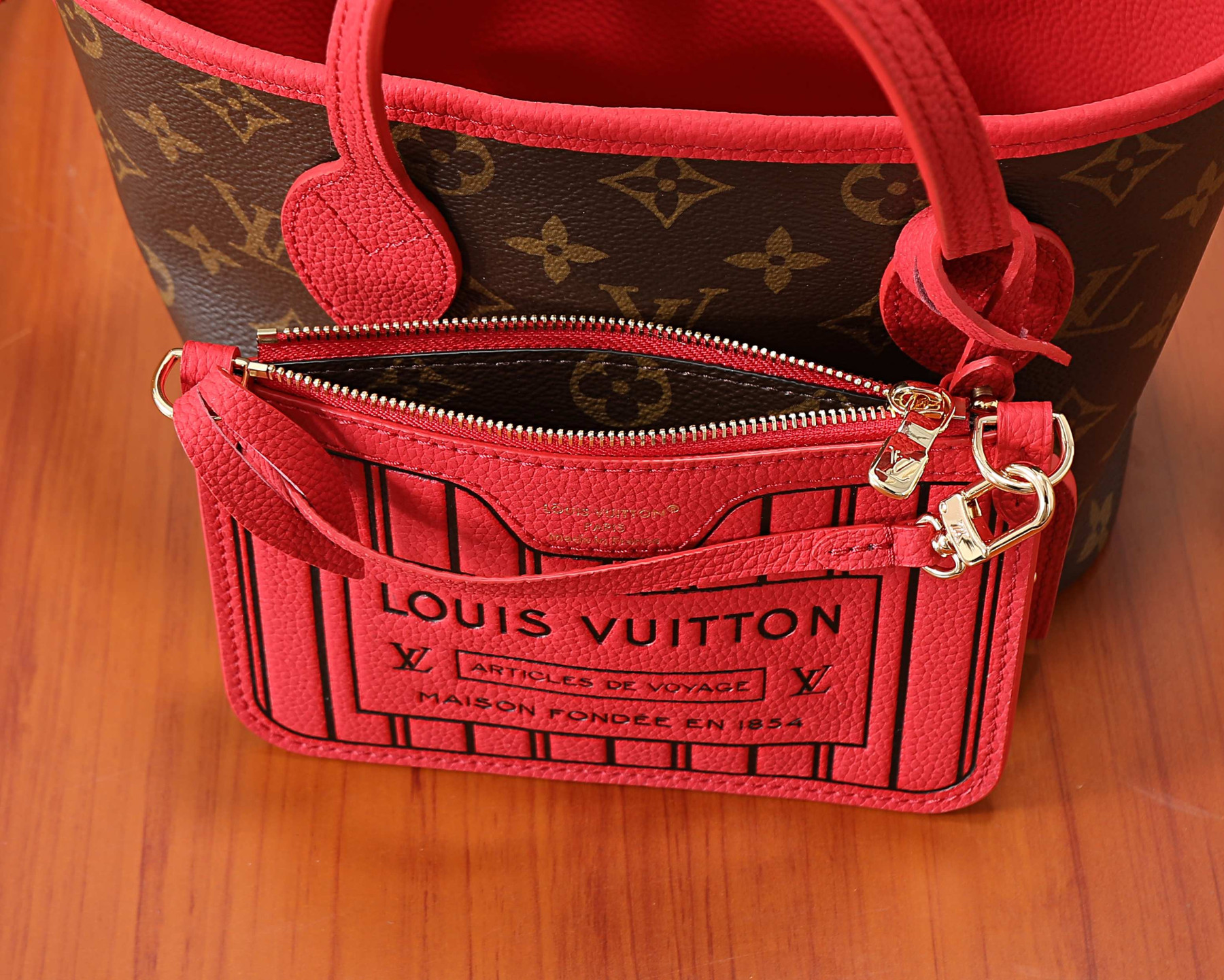 LV NEVERFULL INSIDE OUT BB Handbag M28318 16.5x11x26.5cm