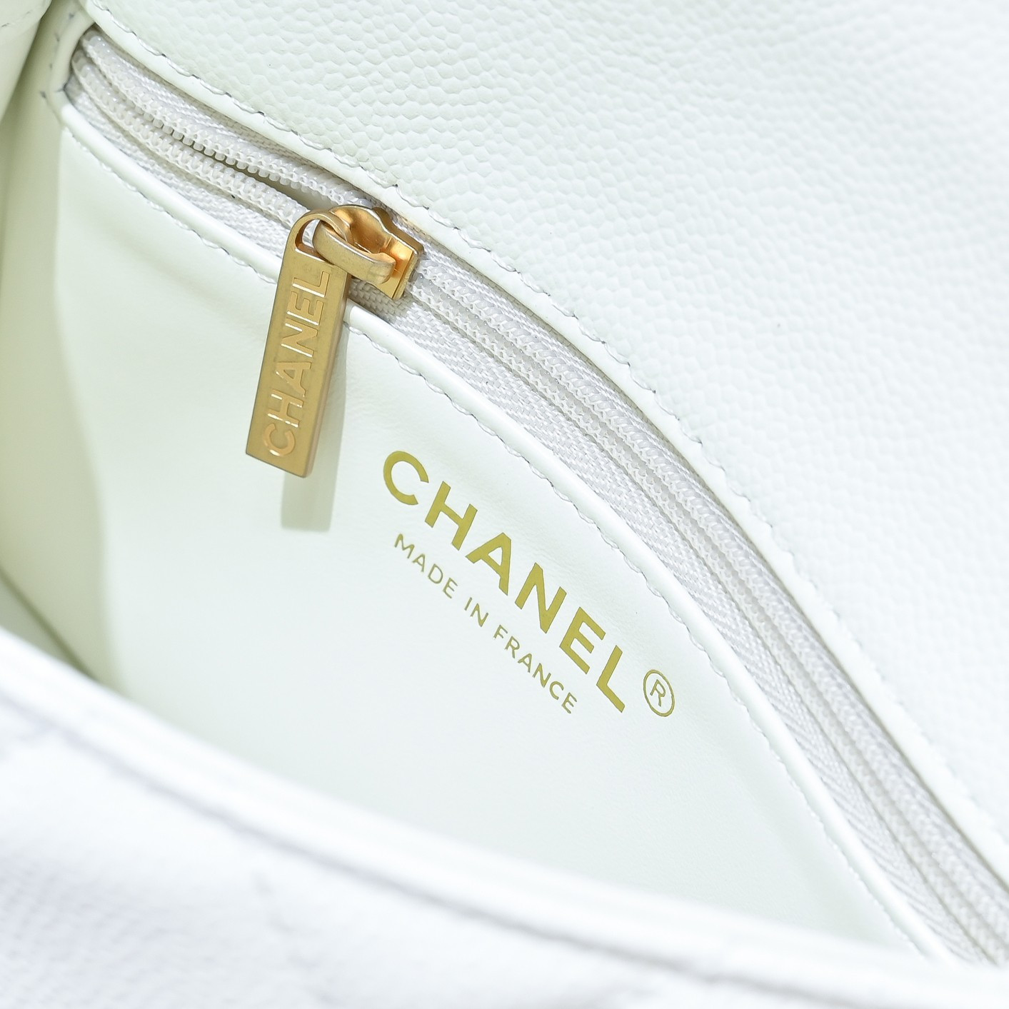 Chanel 23P Flap Bag AS3829 14x20x8cm