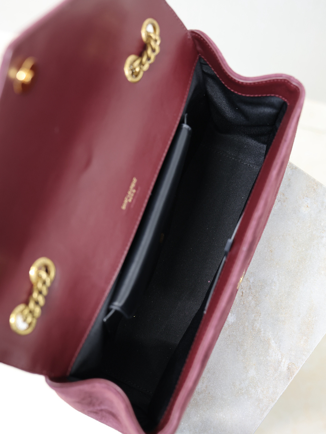 YSL LOULOU Medium in Suede 29x17x8cm