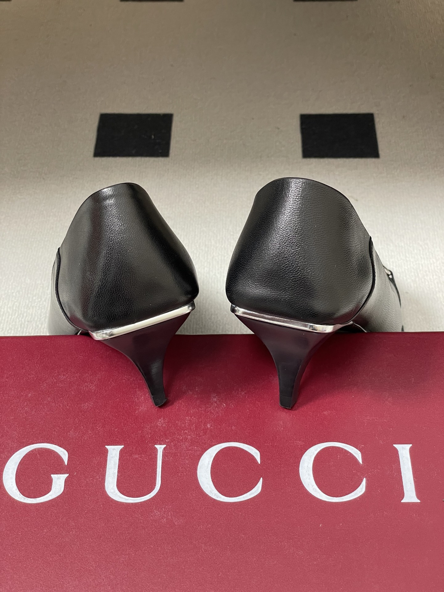 UA Gucci Vittoria Pump