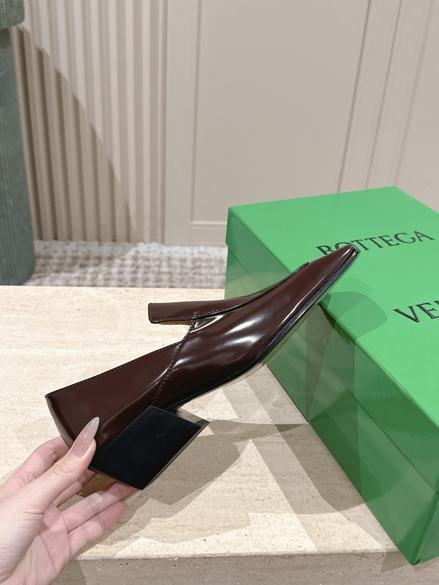 UA Bottega Veneta Ventura Loafer