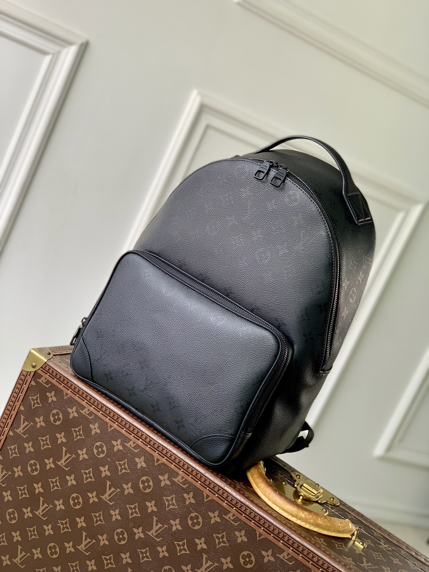 LV DISCOVERY CARGO Backpack M26765 39x19x30cm
