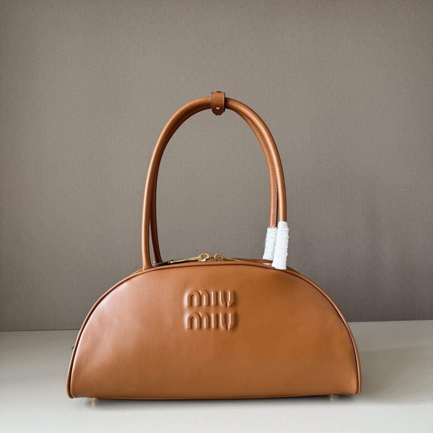 Miu Miu Medium Beau Leather Bag 13x30x13.5cm