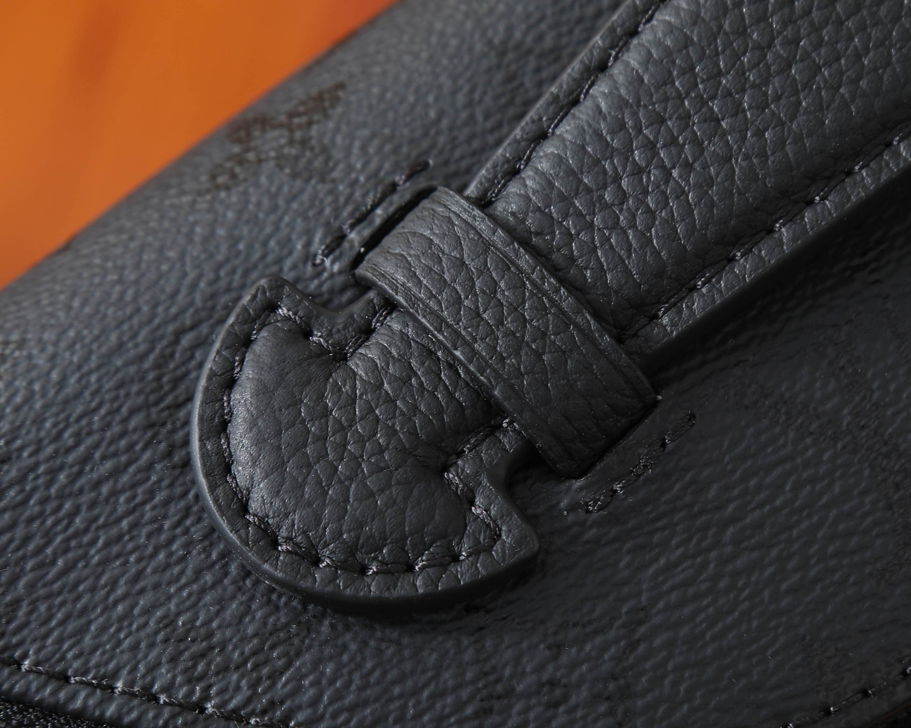 LV RUSH Waist Bag M26763 15x8x30cm