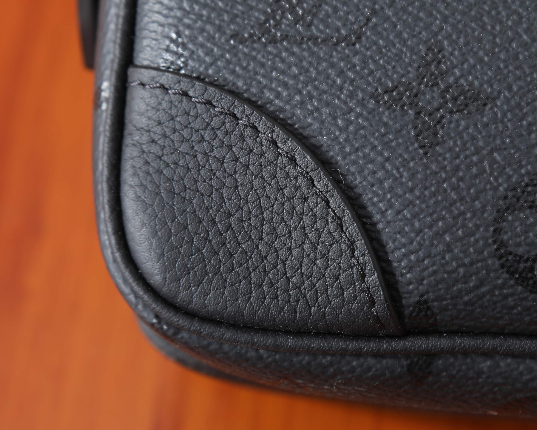 LV NIL Handbag M26783 17.5x11x25cm