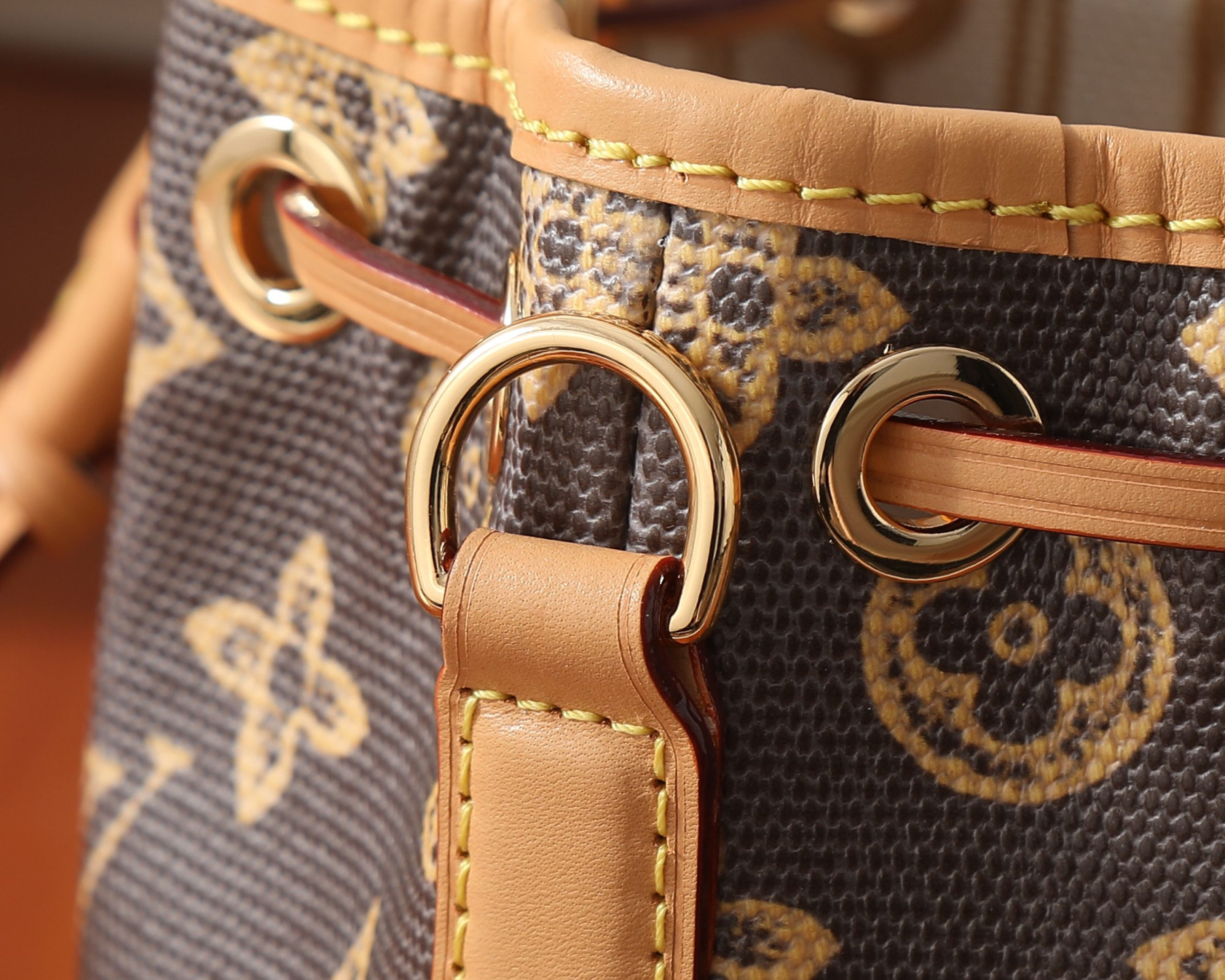 LV NANO NOÉ Handbag M27699 16x10x13cm