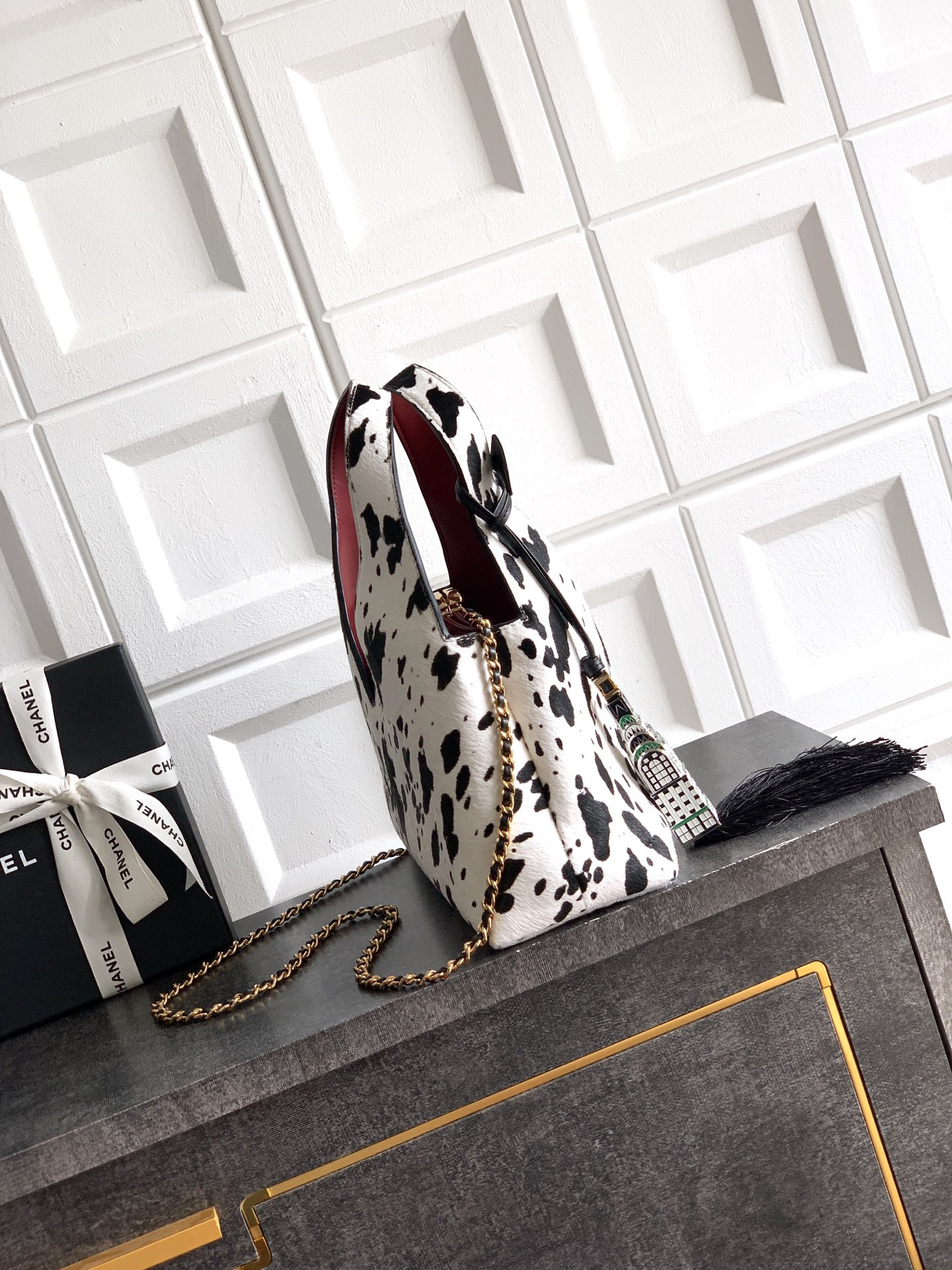 Chanel Tote Bag 32x32x11