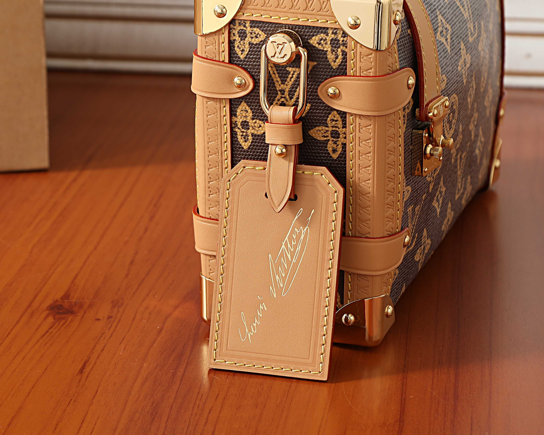 LV SIDE TRUNK Medium Handbag M27516 16x8.5x23.5cm