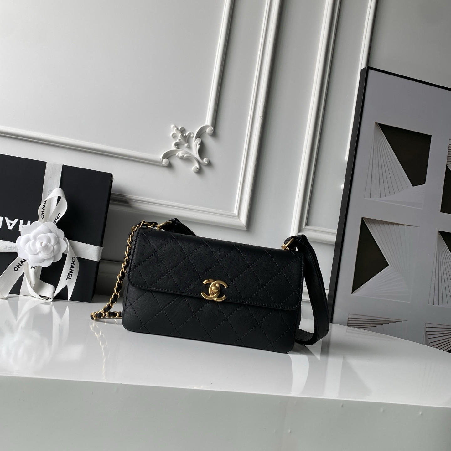 Chanel Flap Bag 25x16x8cm