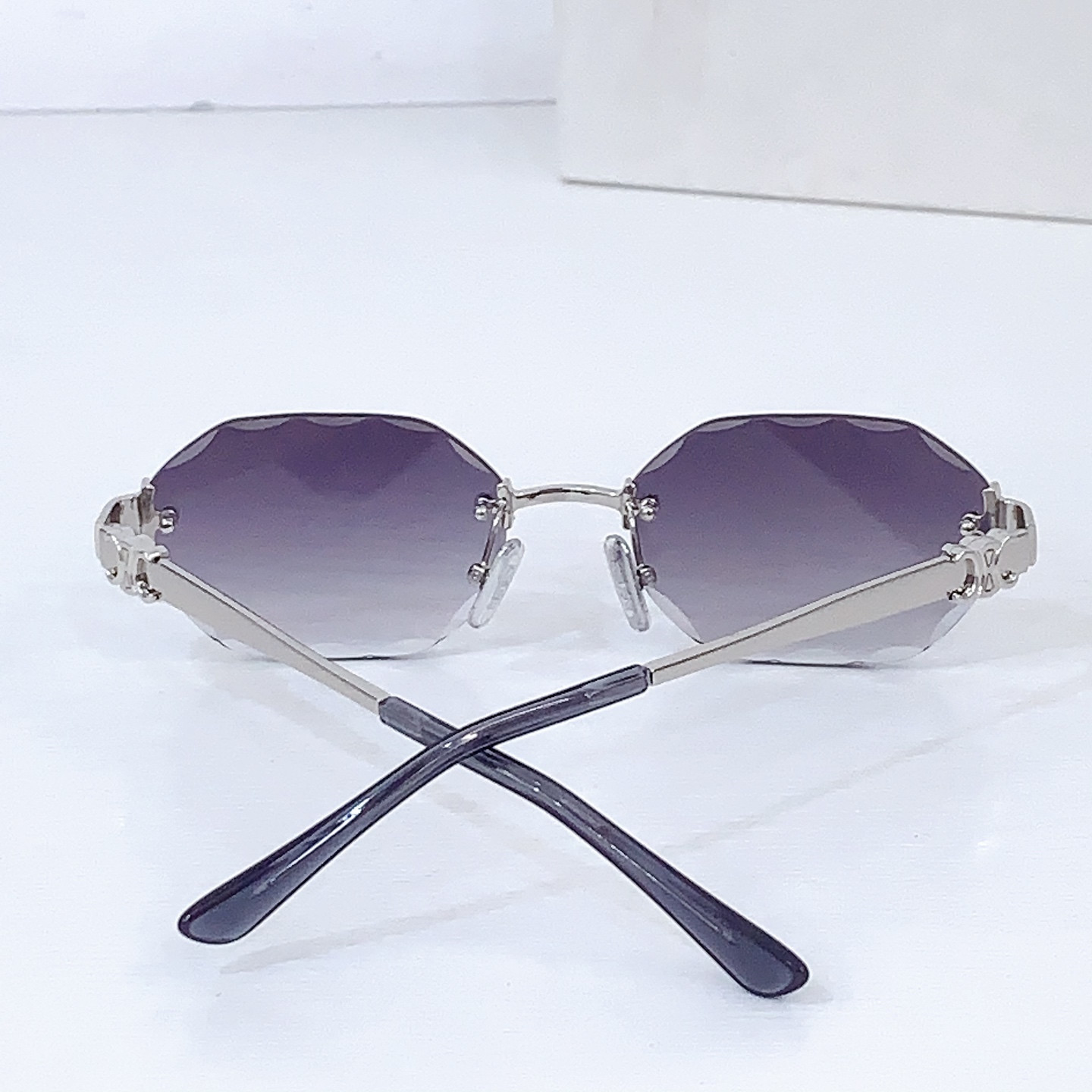 Ce1i*e glasses cl42141u 56-18-143