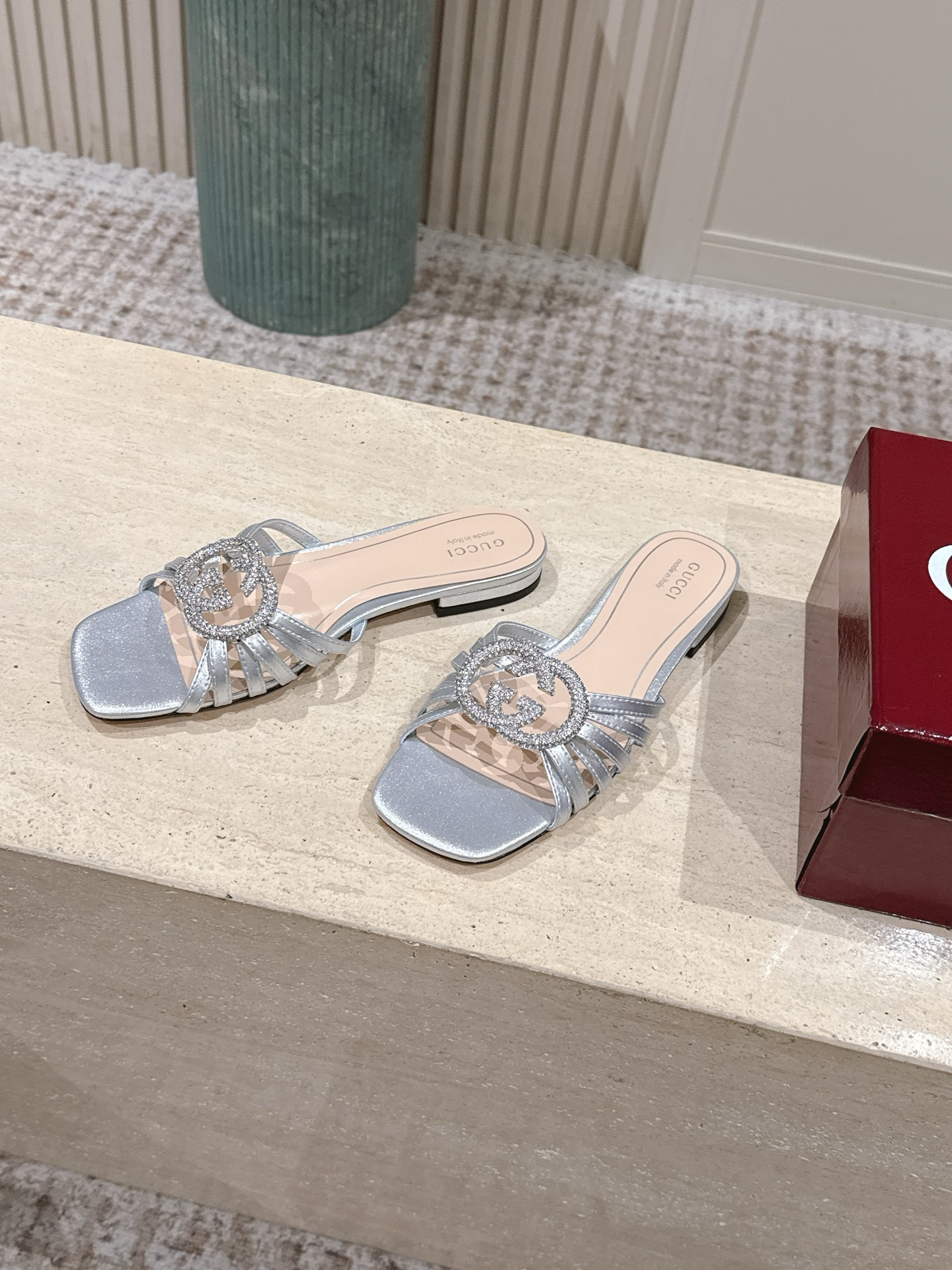 ua Gvc*1 slides