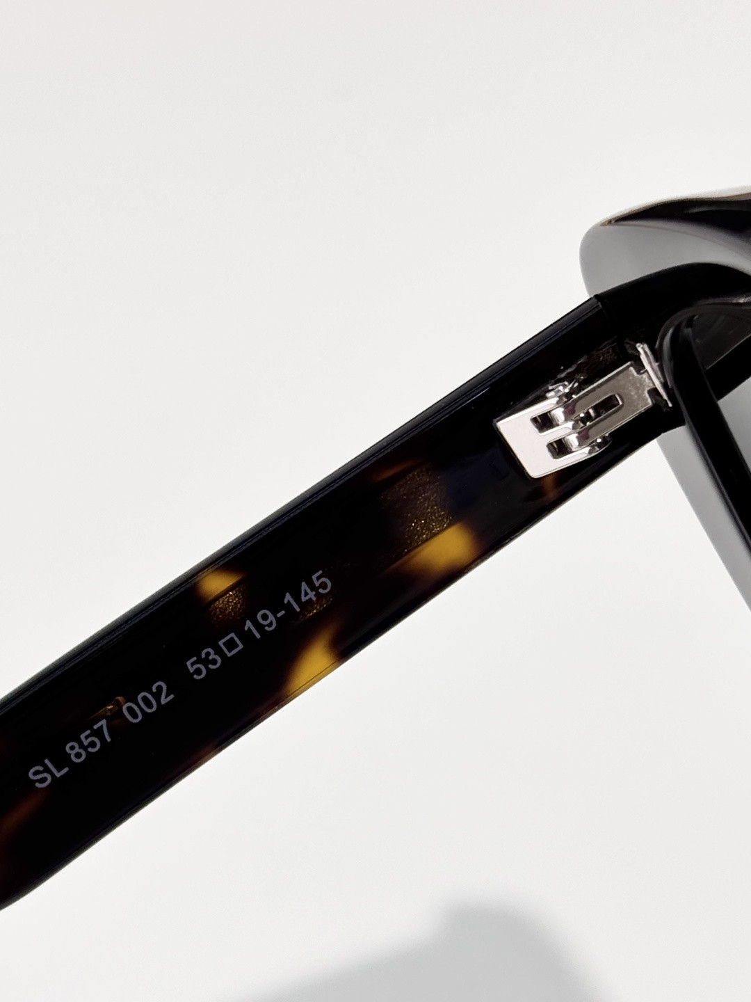 Y51 glasses sl857 53-19-145