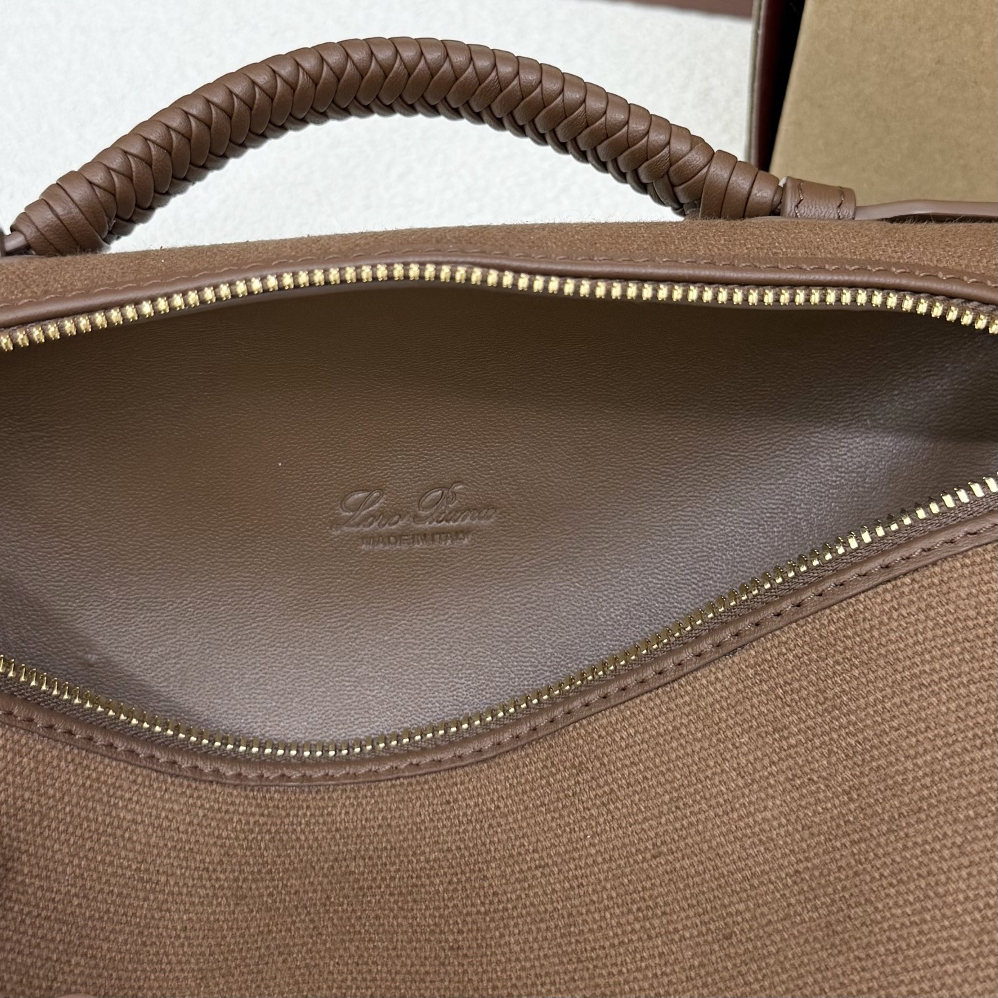 L0r0 P1ana extra pocket l19 11 x 19 x 6.5 cm