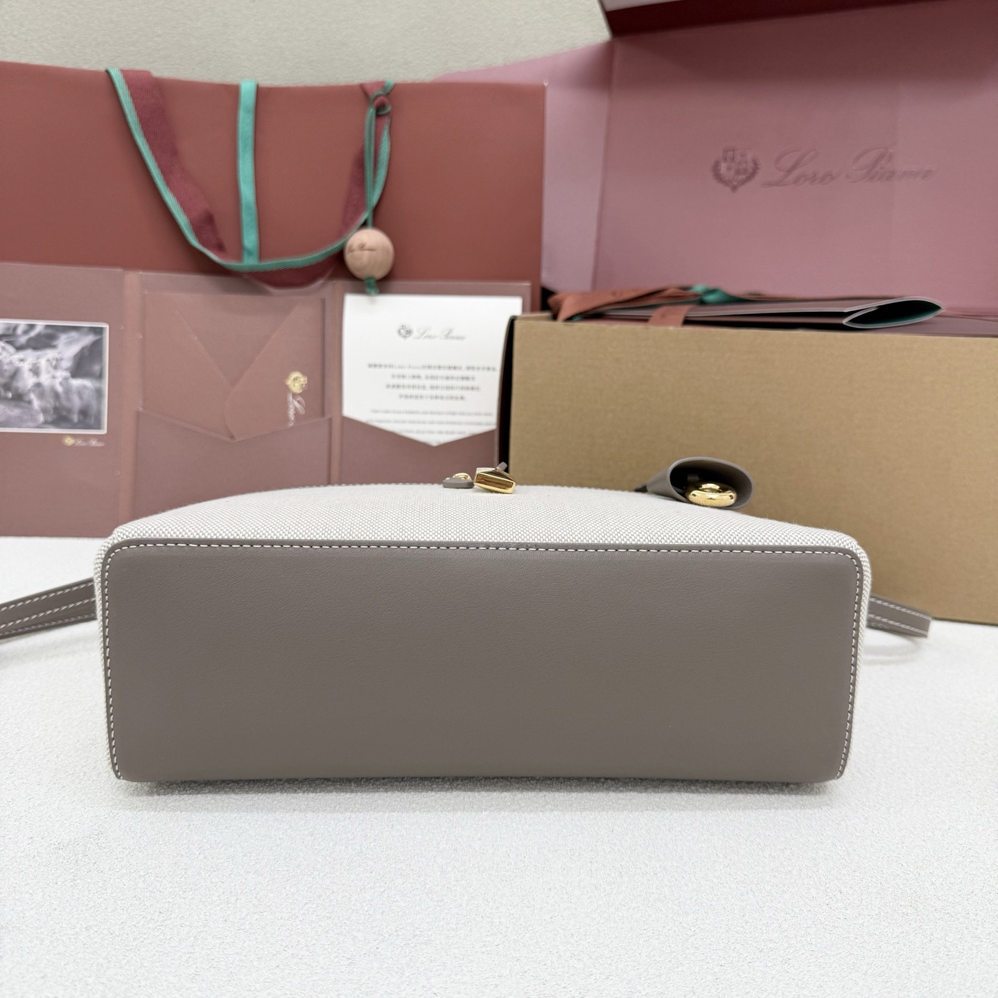 L0r0 P1ana extra pocket l27 16x27x10cm