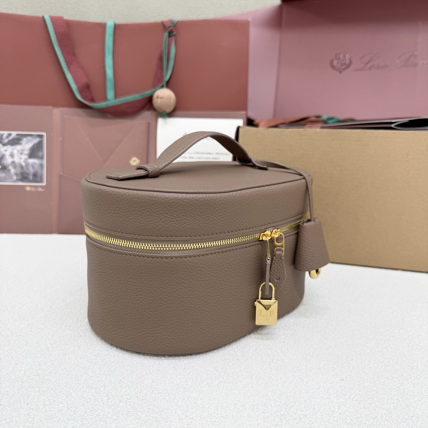 Loro Piana Extra Vanity Case 21x15x12cm