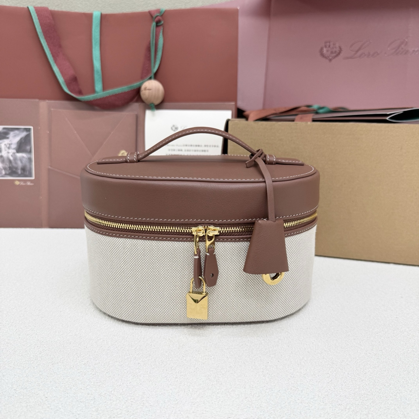 Loro Piana Extra Vanity Case 21x15x12cm