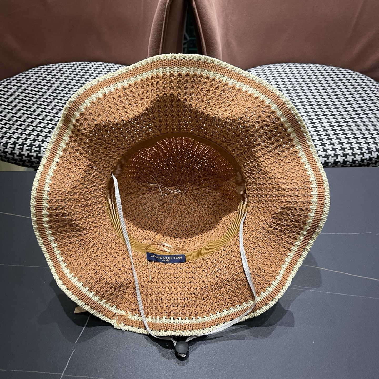 l0vis Vvtt0n straw hat