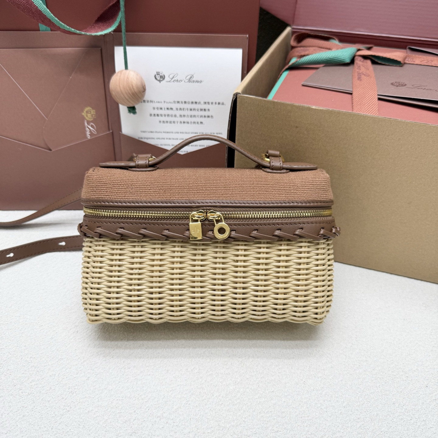 L0r0 P1ana extra pocket l19 wicker bag 19 x 11.5 x 7cm