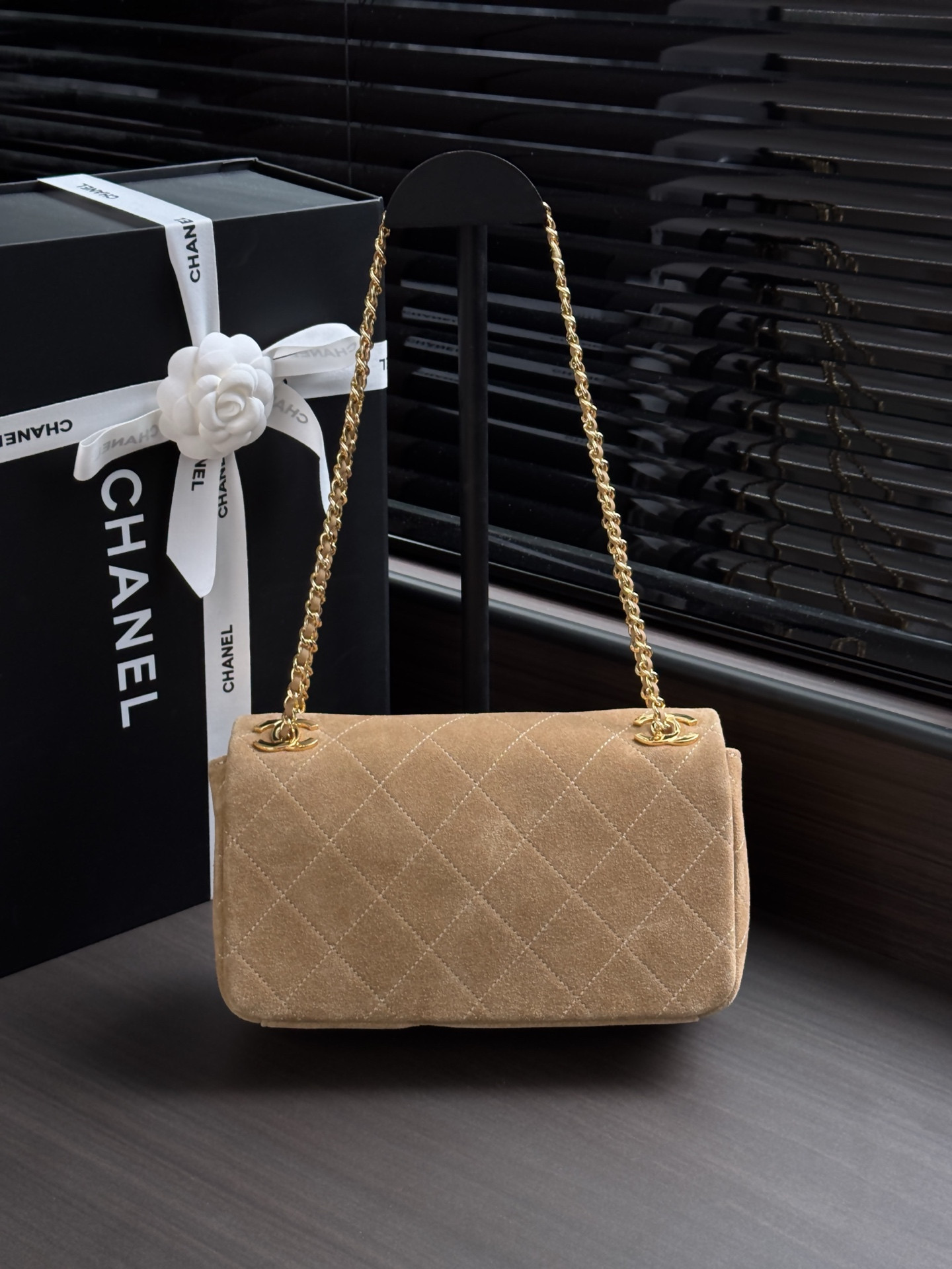 Ch**el Flap Bag AS6417 15x25.5x8cm