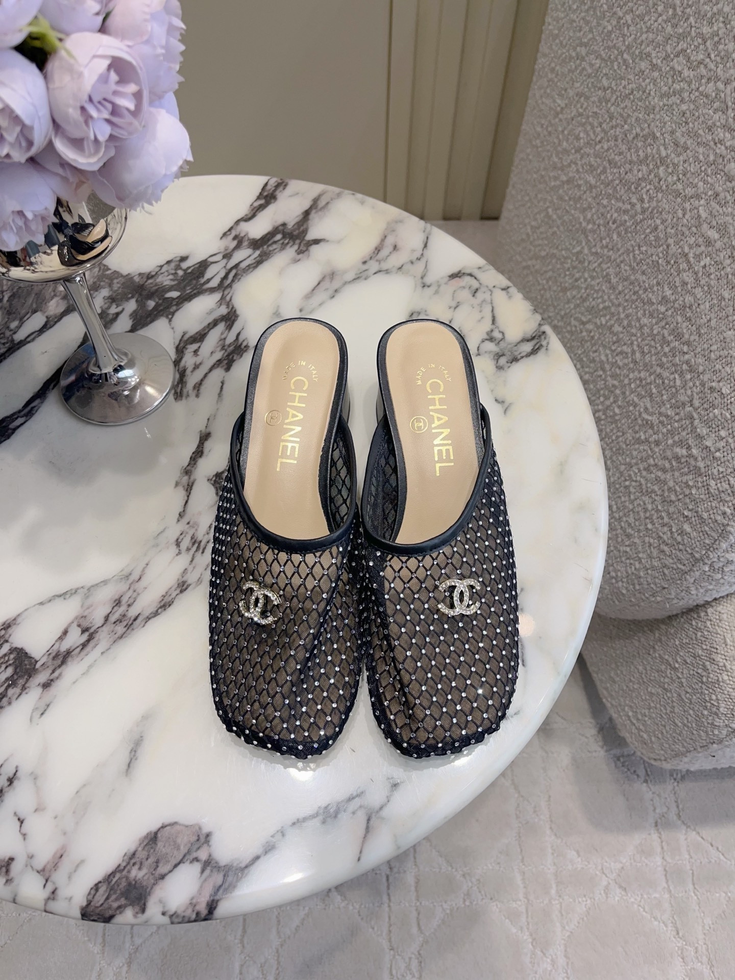 UA Ch**el Mules 4.5cm Heel