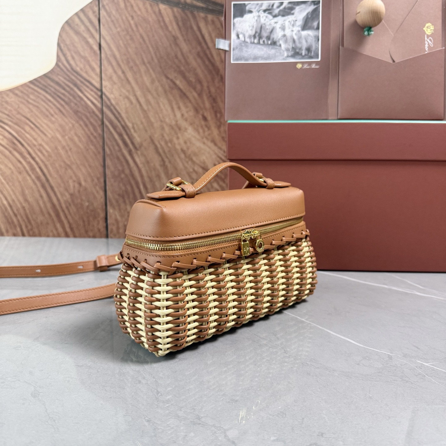 L0r0 P1ana Extra Pocket L19 East-West wicker 19x12x7cm