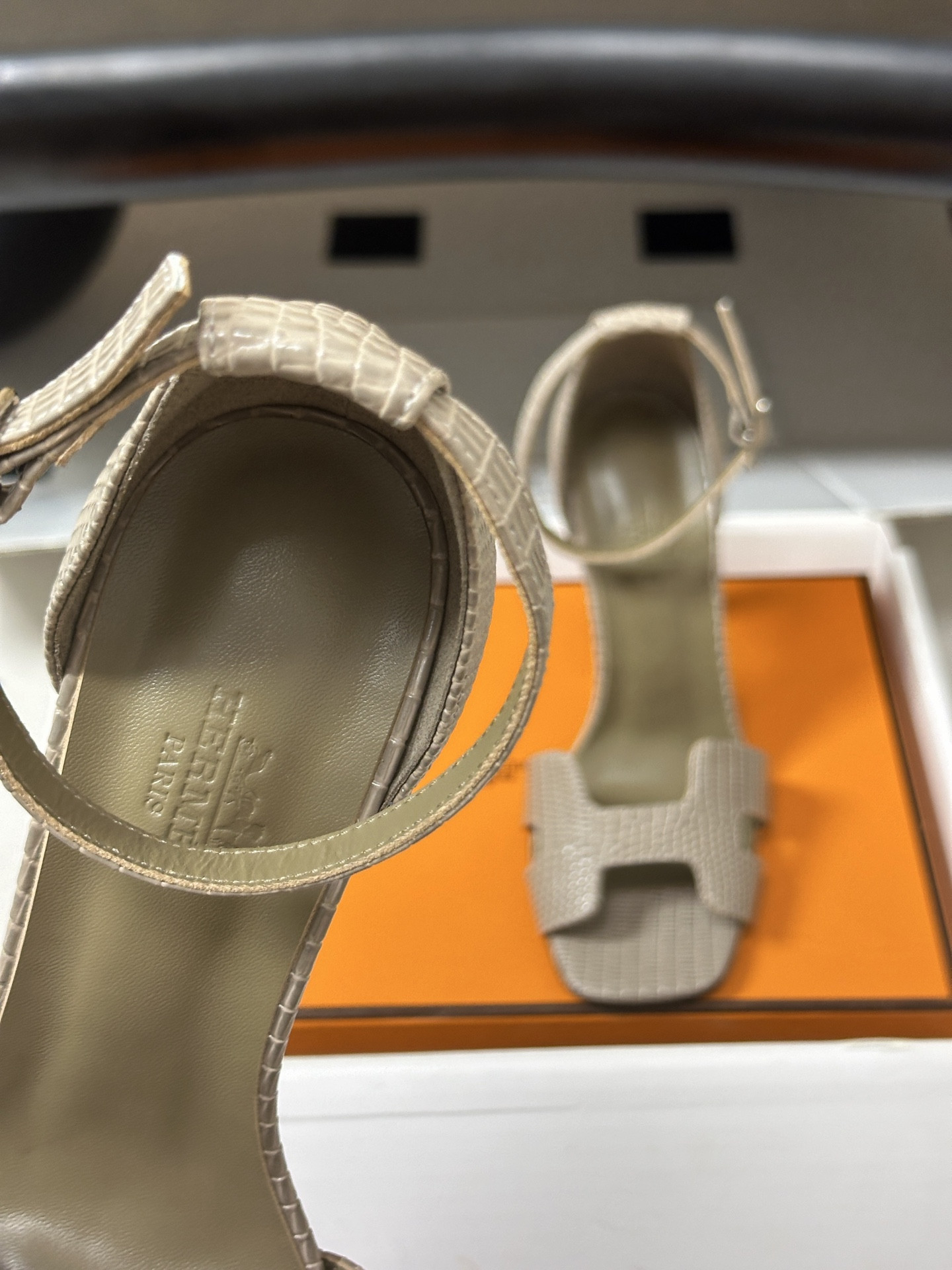 UA H**me5 Joy 105 Sandal