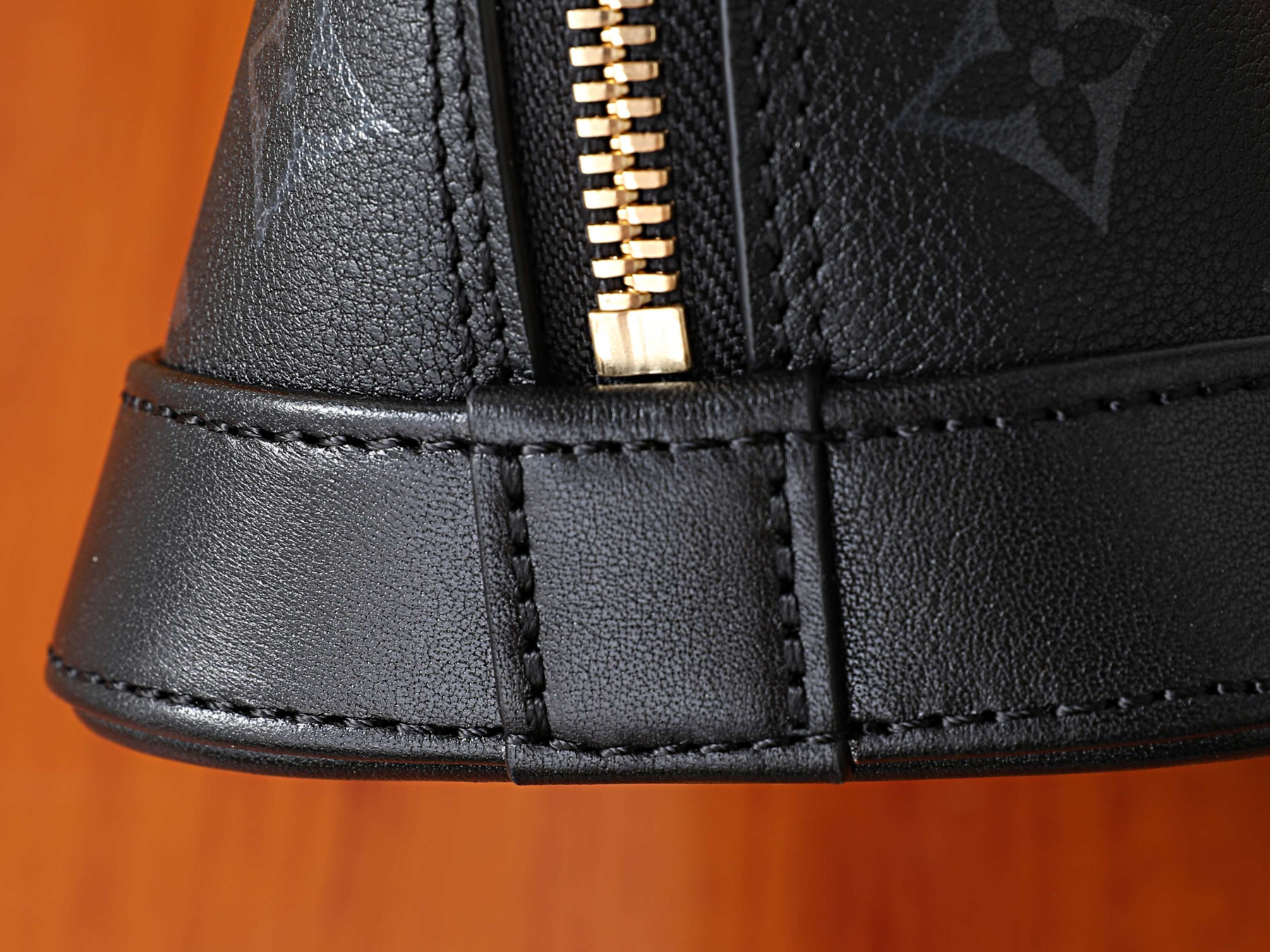 LV Alma BB M3A843 23.5x17.5x11.5 cm