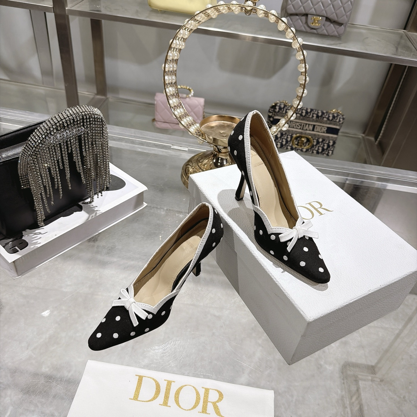UA D10r Romance Pump 8.5cm Heel