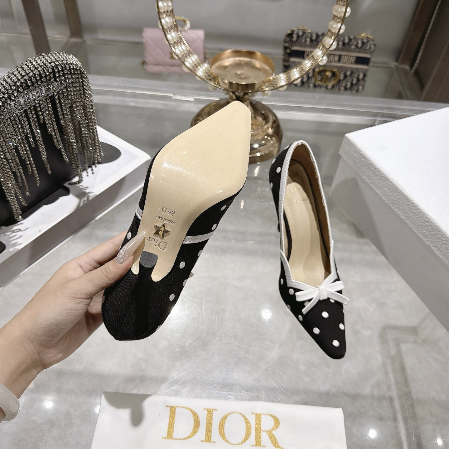 UA D10r Romance Pump 8.5cm Heel