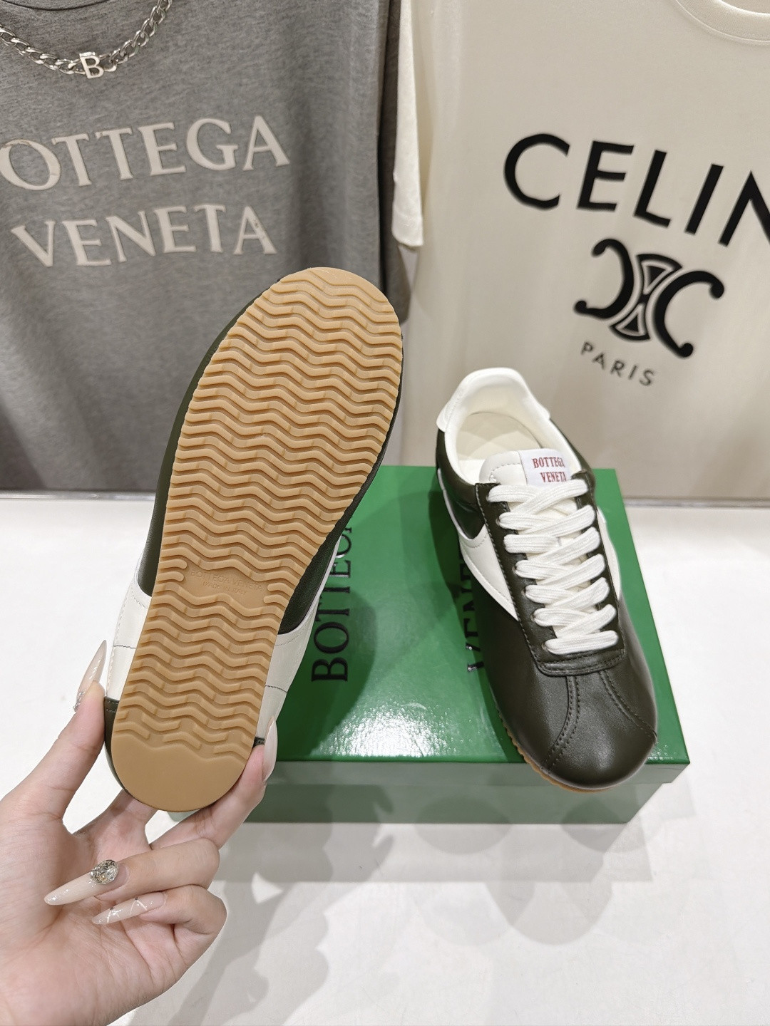 UA B0tt*ga Ven*ta Shot Sneaker