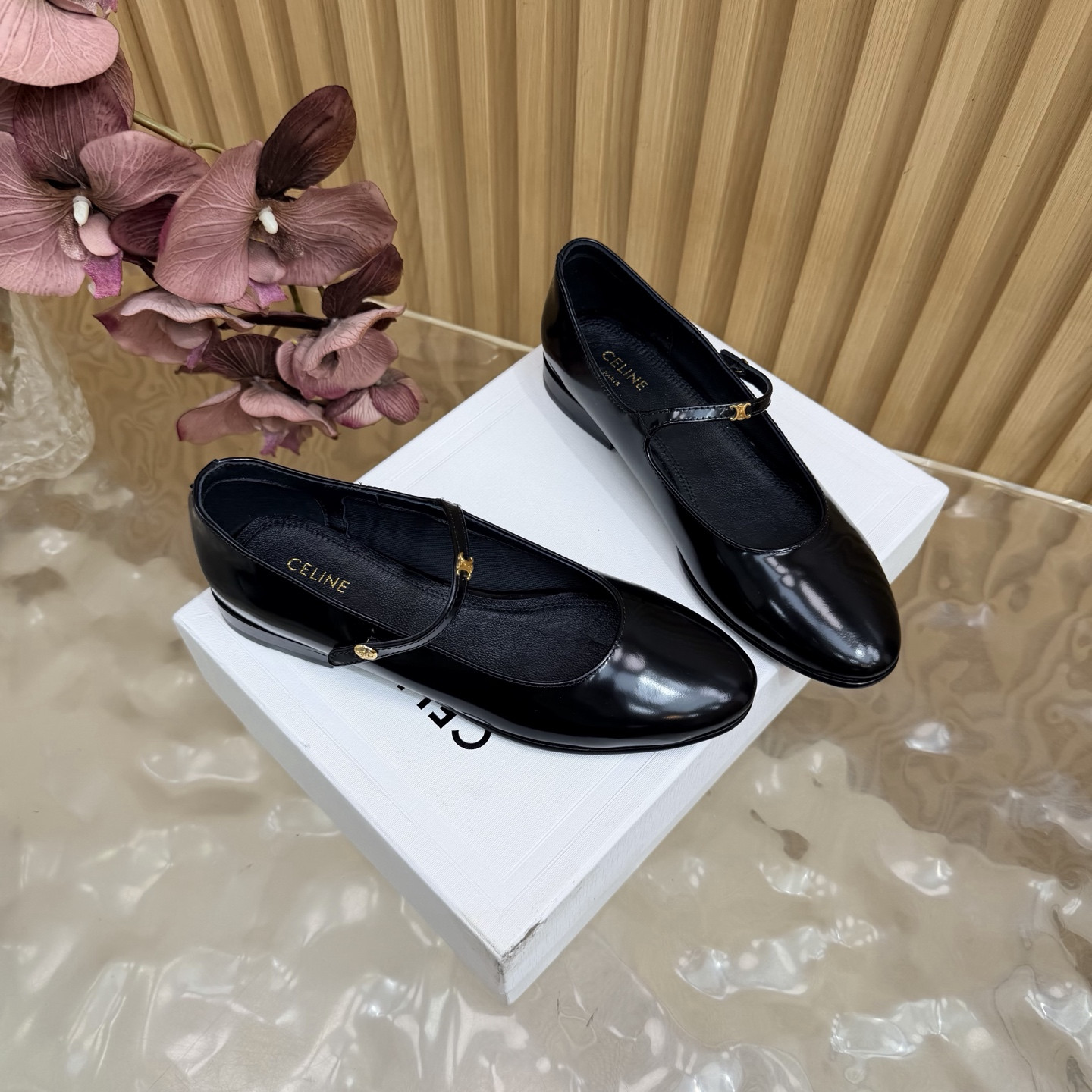 UA Ce1i*e CITY BALLERINA