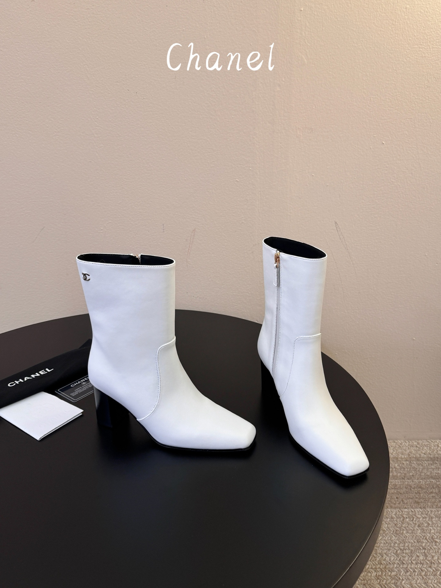 UA Ch**el Boot