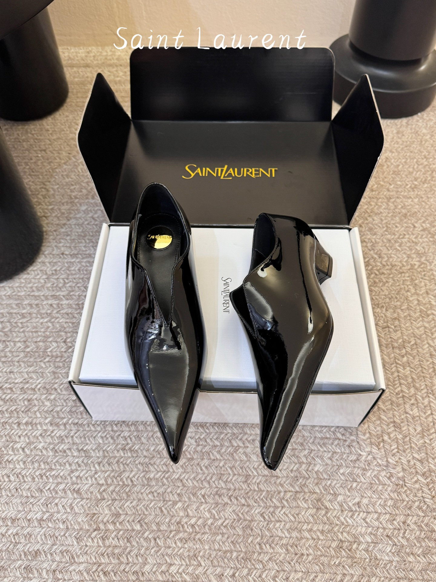 UA Y51 GASPAR Shoes in Patent Leather